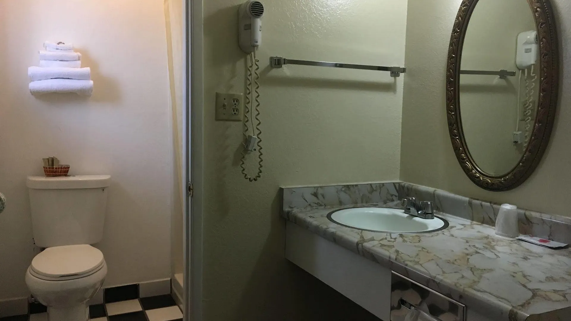 High Country Lodge South Lake Tahoe Motel